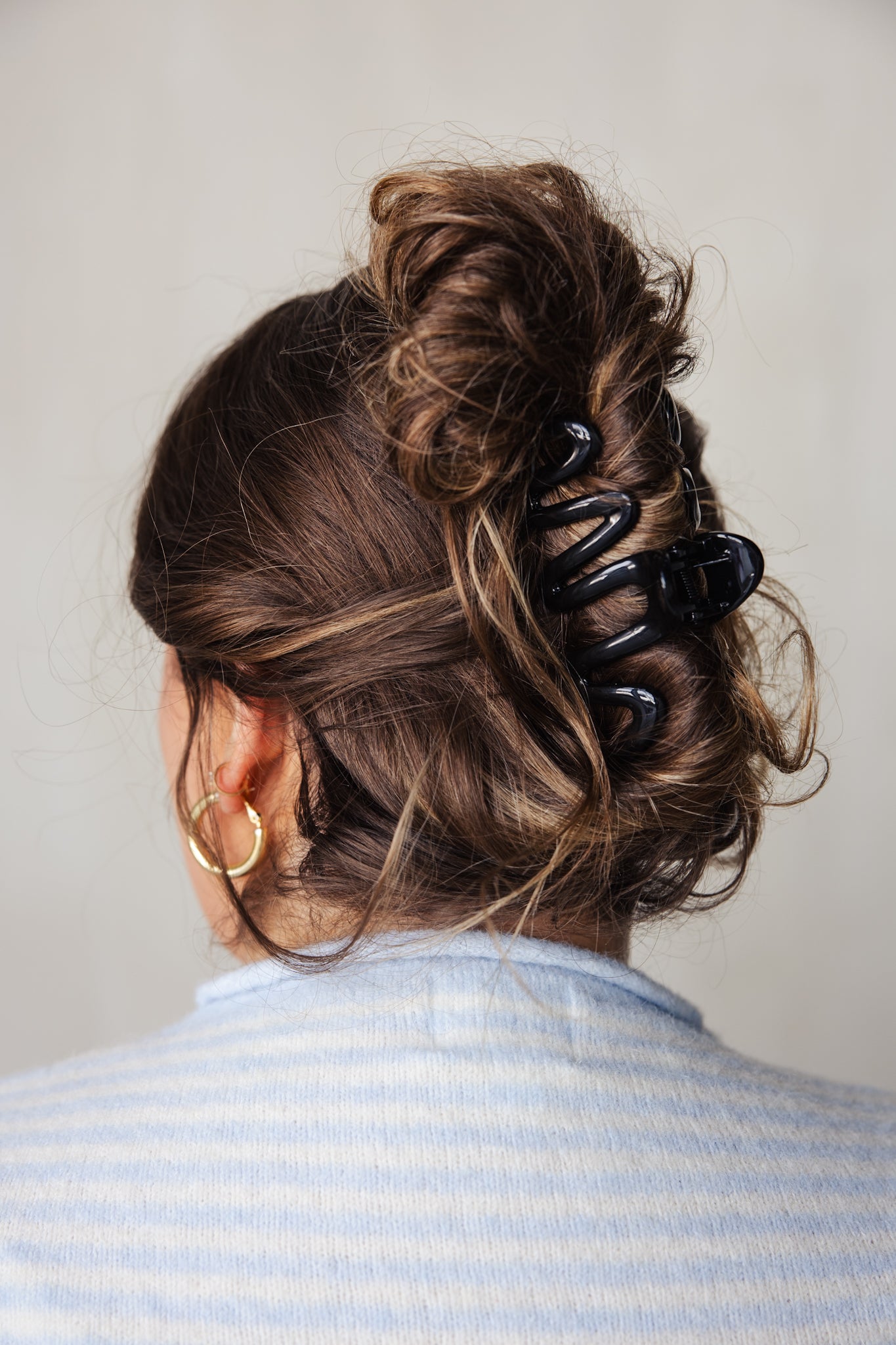 Wavy Hair Clip - Black