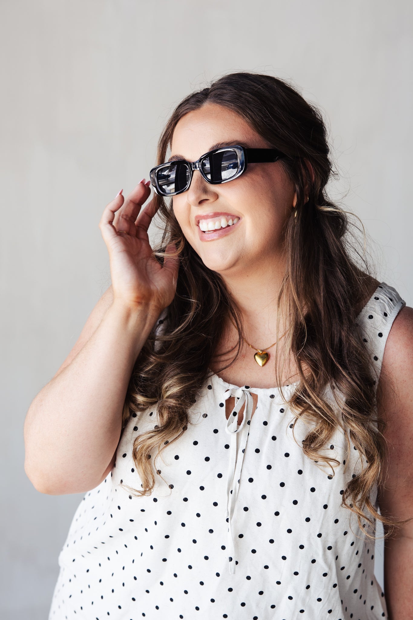 Trendy Square Sunglasses - Black