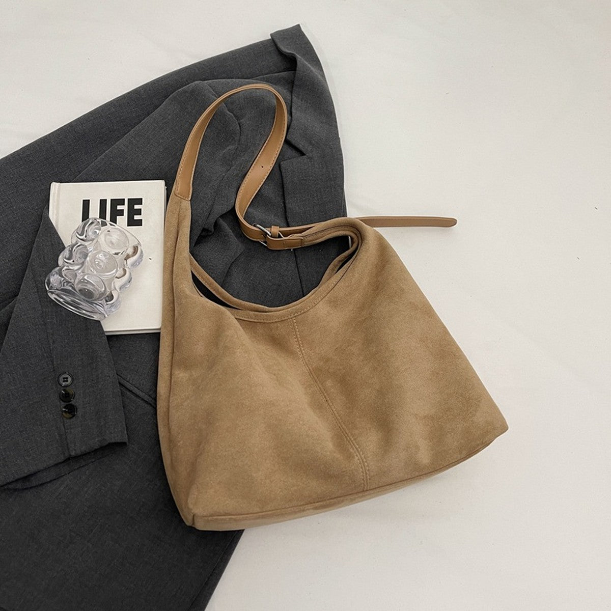 Lazy Style Simple Commuter Tote Khaki